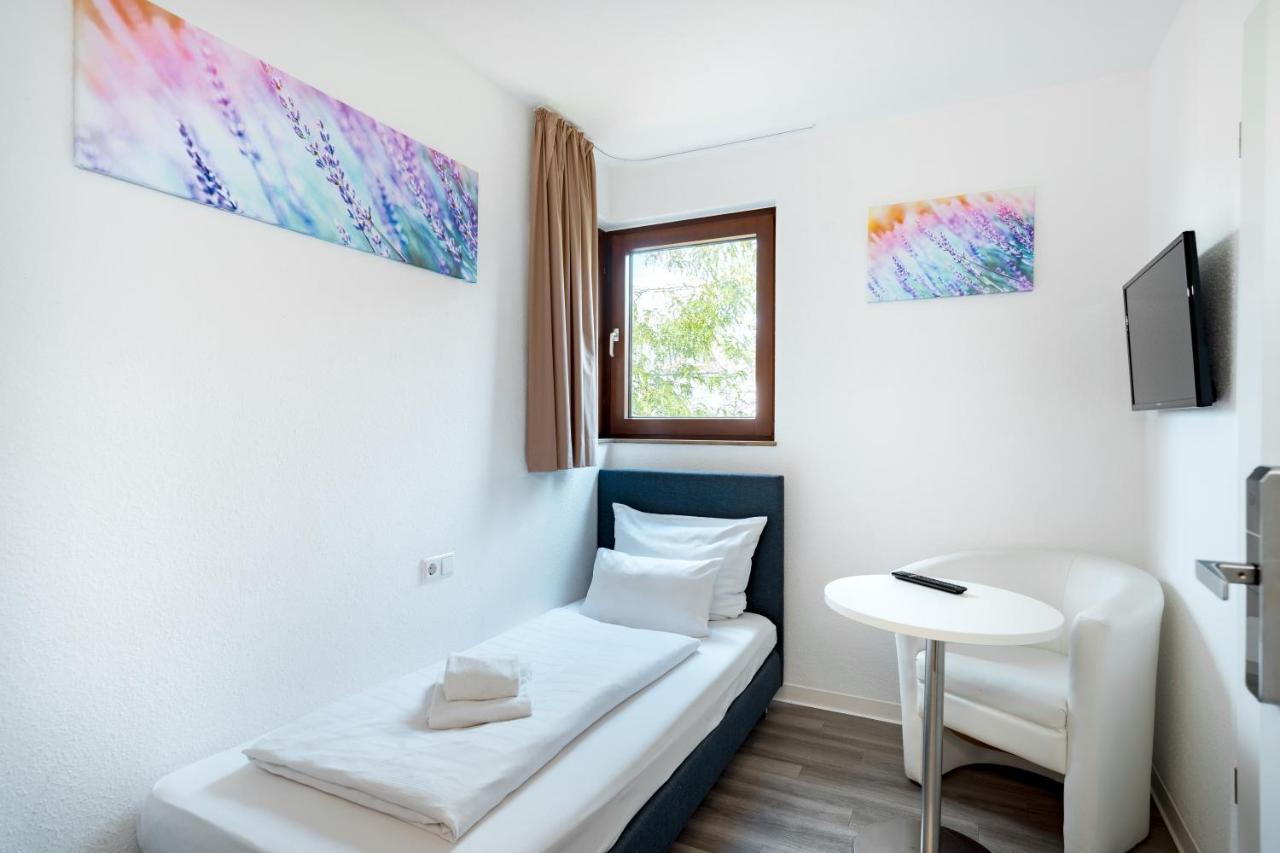 Hotel Garni Am Olgaeck Stuttgart Exterior photo