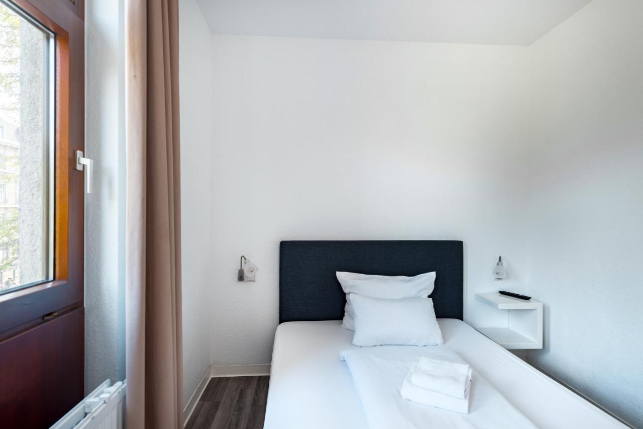 Hotel Garni Am Olgaeck Stuttgart Exterior photo