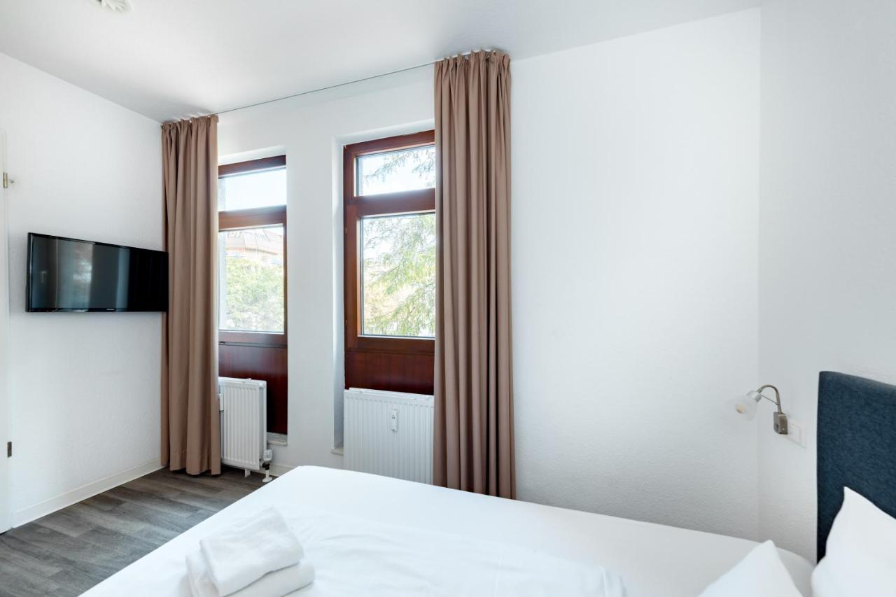 Hotel Garni Am Olgaeck Stuttgart Exterior photo